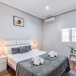Charming Apartment Overlooking Plaza Mayor
