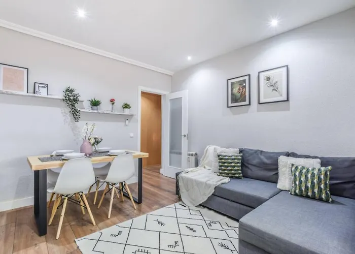 Charming Apartment Overlooking Plaza Mayor