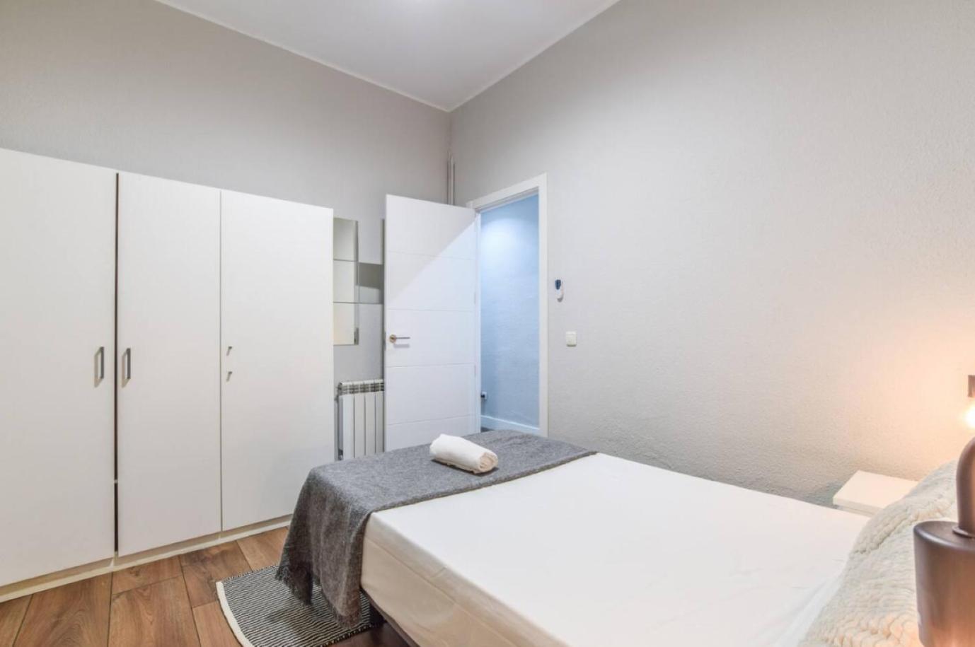 Charming Overlooking Plaza Mayor Apartamento *